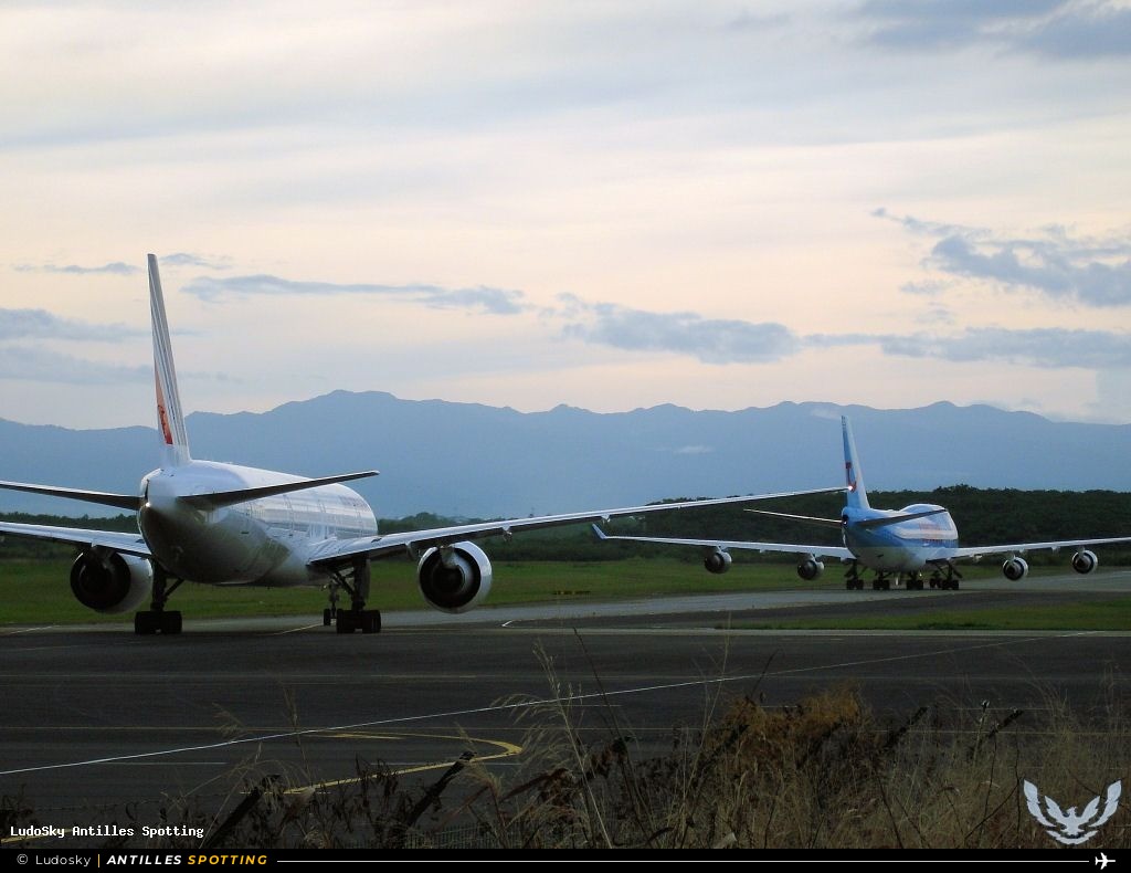 F-GSQO · Boeing 777-300ER, Air France, Pointe-à-Pitre – Maryse Condé