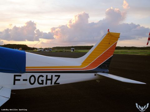 F-OGHZ · Piper PA-28 Cherokee / Warrior / Archer (2006)