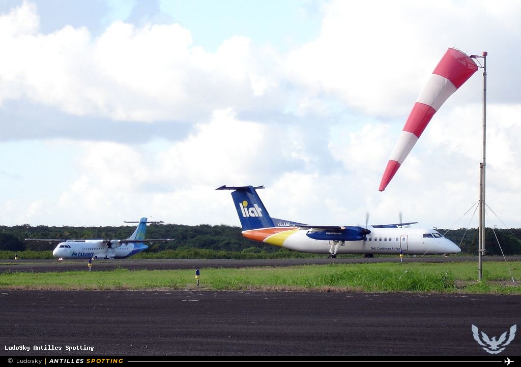 V2-LET · De Havilland Canada Dash 8-100, LIAT, Pointe-à-Pitre – Maryse Condé