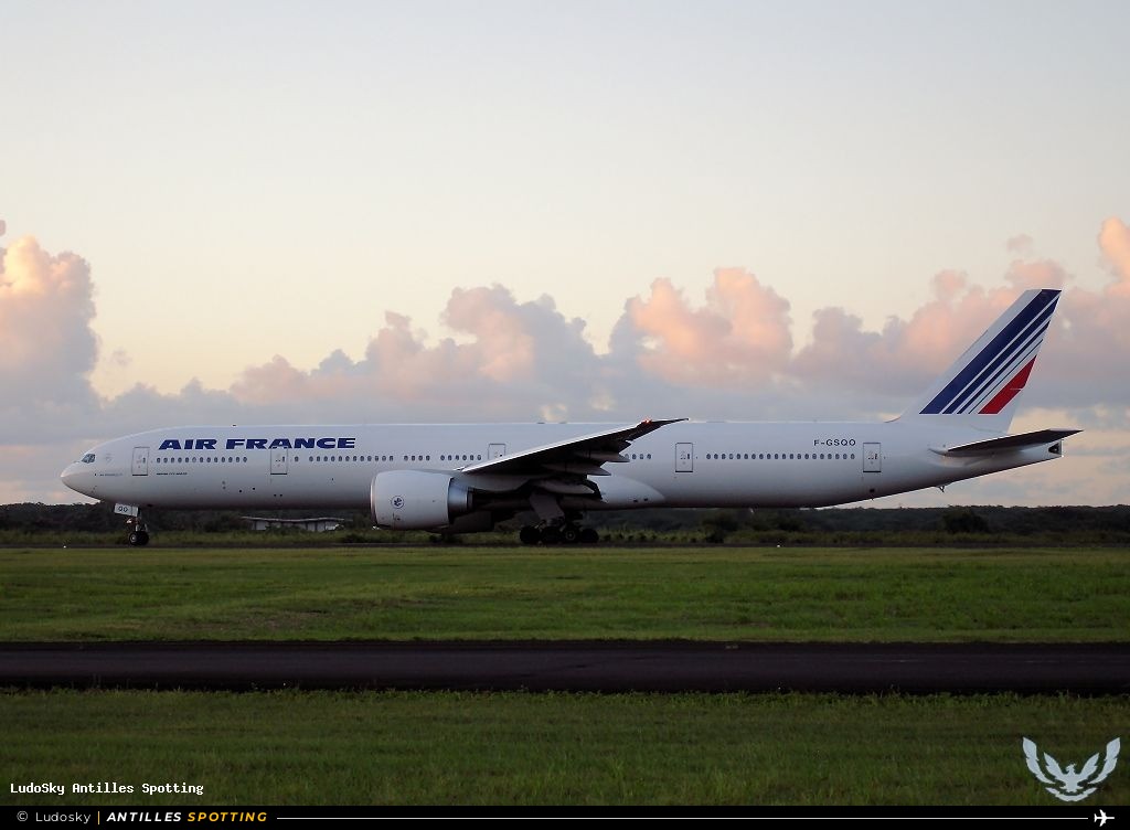 F-GSQO · Boeing 777-300ER, Air France, Pointe-à-Pitre – Maryse Condé