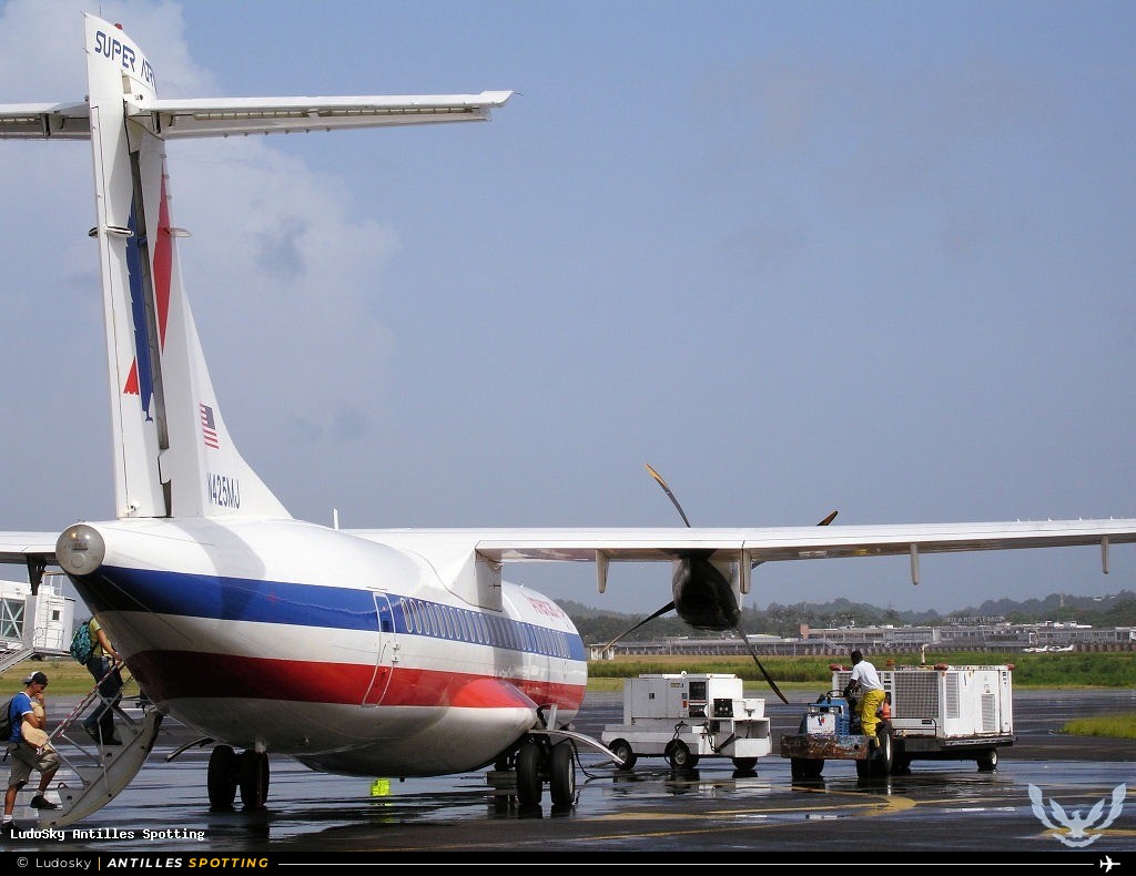 N425MJ · ATR 72-200, American Eagle, Pointe-à-Pitre – Maryse Condé