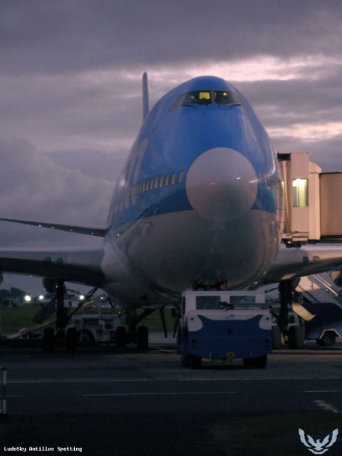F-HSEA · Boeing 747-400, Pointe-à-Pitre – Maryse Condé