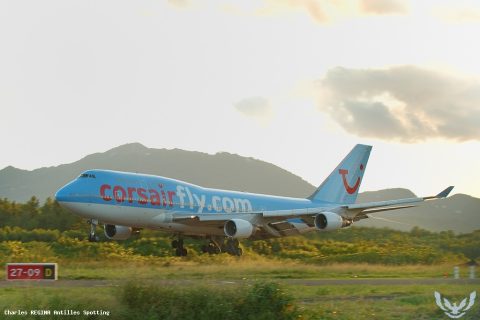 F-HKIS · Boeing 747-400, Martinique – Aimé Césaire