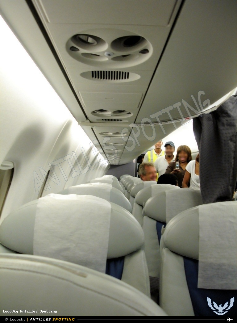 F-OFLY · Embraer E175, Air Caraïbes, Pointe-à-Pitre – Maryse Condé