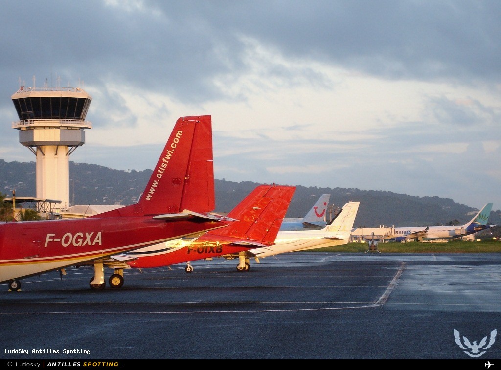 F-OGXA · Britten-Norman BN-2 Islander, Airawak - ATIS, Martinique – Aimé Césaire