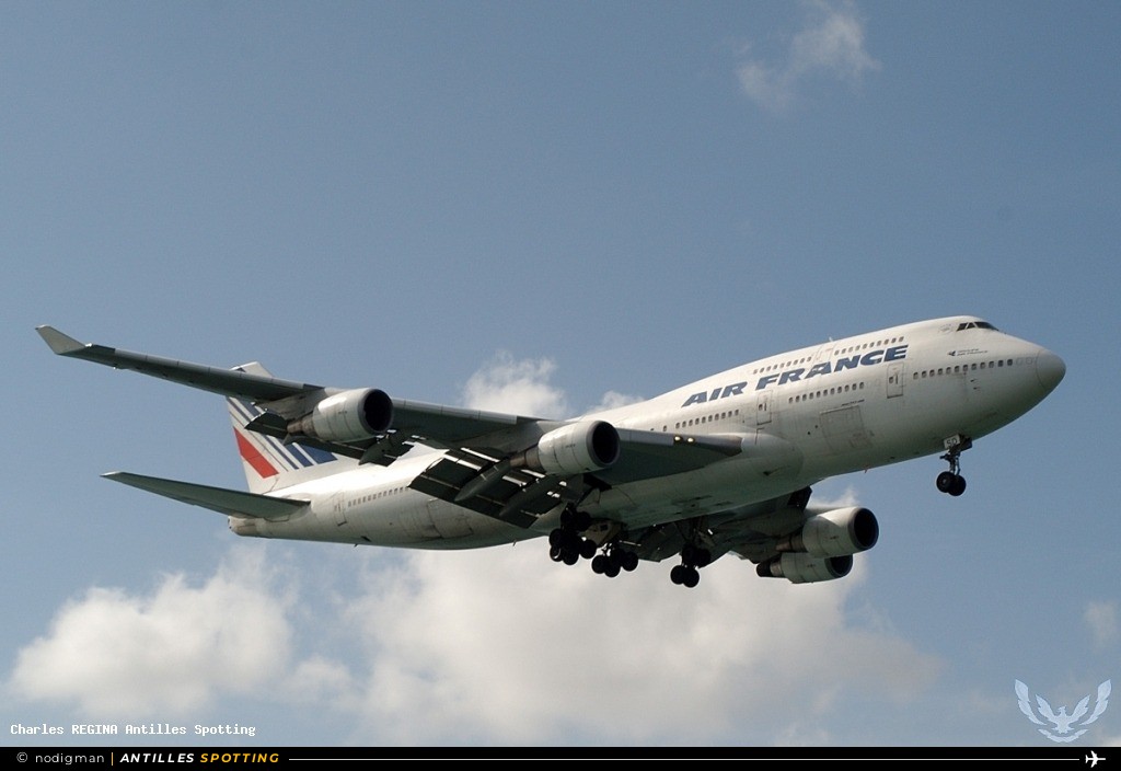 F-GISD · Boeing 747-400, Air France, Martinique – Aimé Césaire