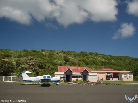 Aéroport · Terminal (2007)