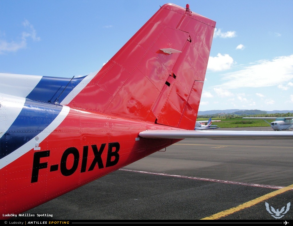 F-OIXB · Cessna 402, Airawak - ATIS, Martinique – Aimé Césaire
