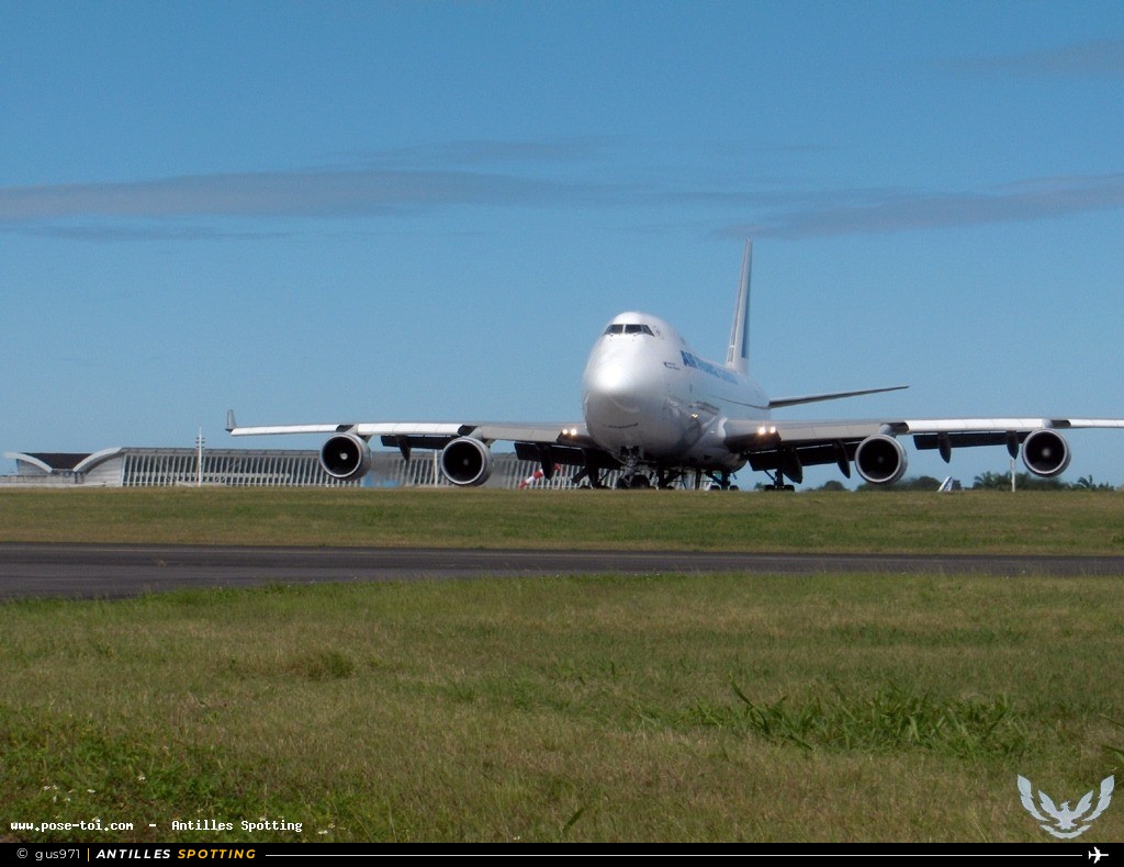 F-GIUA · Boeing 747-400, Air France, Pointe-à-Pitre – Maryse Condé