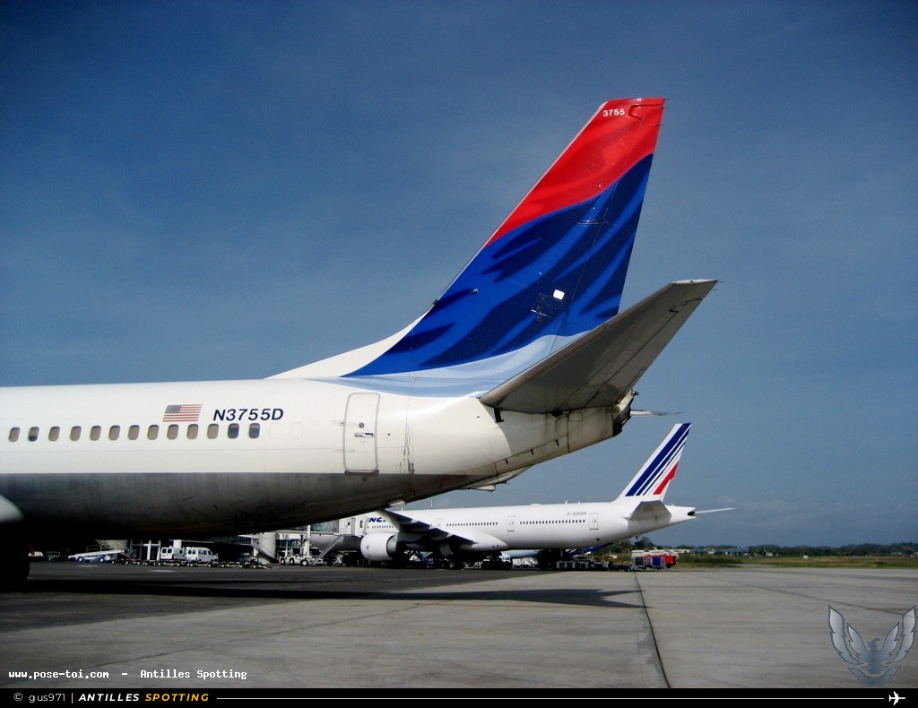 N3755D · Boeing 737-800, Delta Air Lines, Pointe-à-Pitre – Maryse Condé