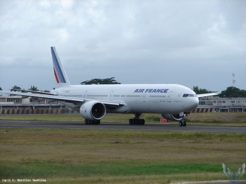 F-GSQT · Boeing 777-300ER, Pointe-à-Pitre – Maryse Condé
