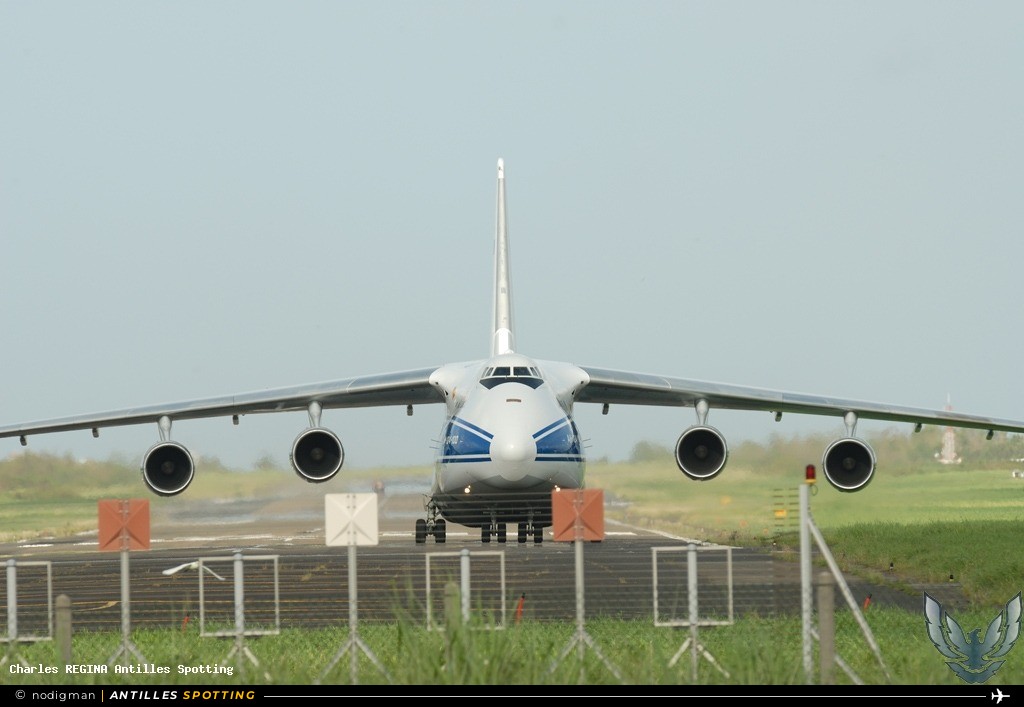 RA-82046 · Antonov An-124, Volga-Dnepr Airlines, Martinique – Aimé Césaire