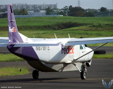 N878FE · Cessna 208 Caravan, Pointe-à-Pitre – Maryse Condé