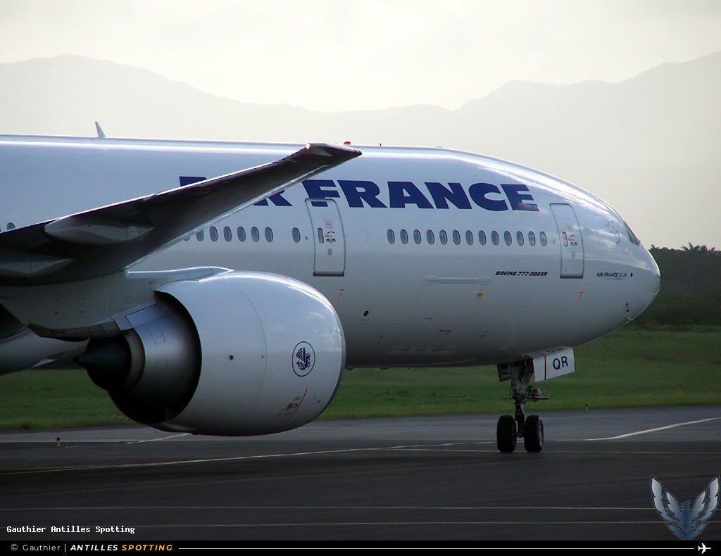 F-GSQR · Boeing 777-300ER, Air France, Pointe-à-Pitre – Maryse Condé