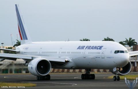 F-GSQT · Boeing 777-300ER, Pointe-à-Pitre – Maryse Condé