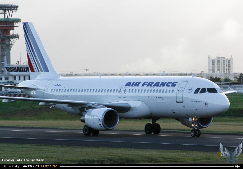 F-GKXG · Airbus A320, Air France, Pointe-à-Pitre – Maryse Condé