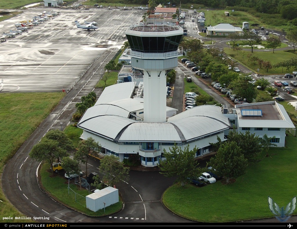 Aéroport · Tour de contrôle, TFFF - Martinique – Aimé Césaire, Martinique – Aimé Césaire