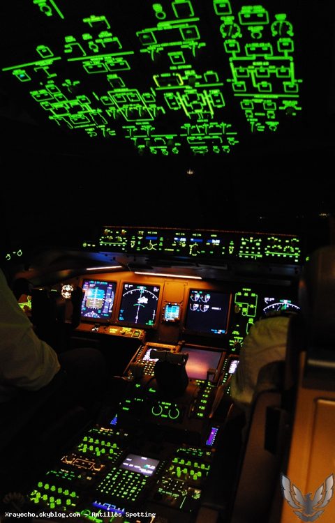 F-GSQO · Boeing 777-300ER, Pointe-à-Pitre – Maryse Condé