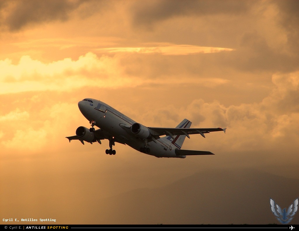 F-RADB · Airbus A310, République Française - COTAM, Pointe-à-Pitre – Maryse Condé