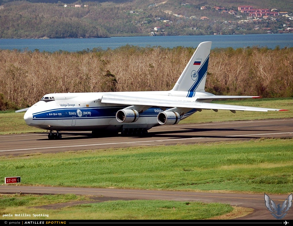 RA-82081 · Antonov An-124, Volga-Dnepr Airlines, Martinique – Aimé Césaire