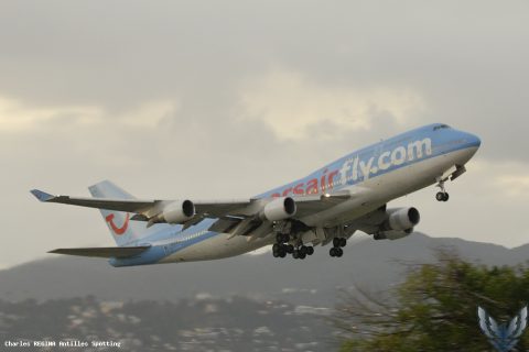 F-HSEA · Boeing 747-400, Martinique – Aimé Césaire