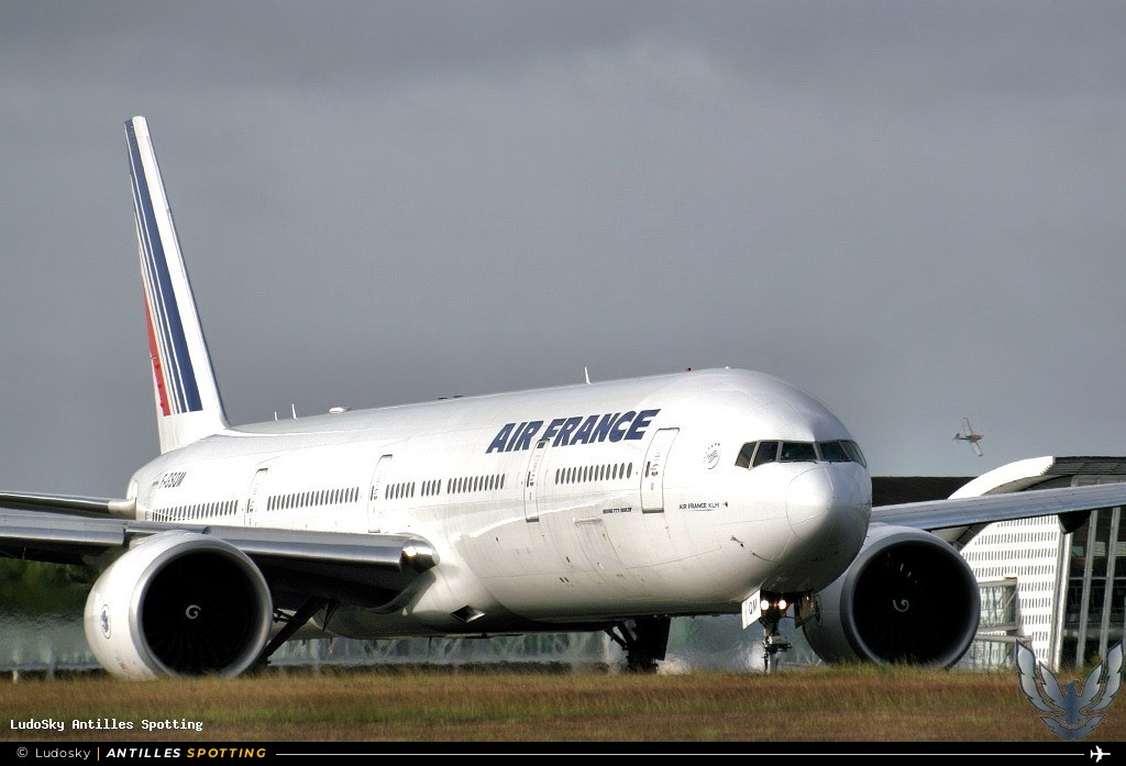 F-GSQM · Boeing 777-300ER, Air France, Pointe-à-Pitre – Maryse Condé