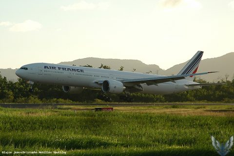 F-GSQT · Boeing 777-300ER, Martinique – Aimé Césaire