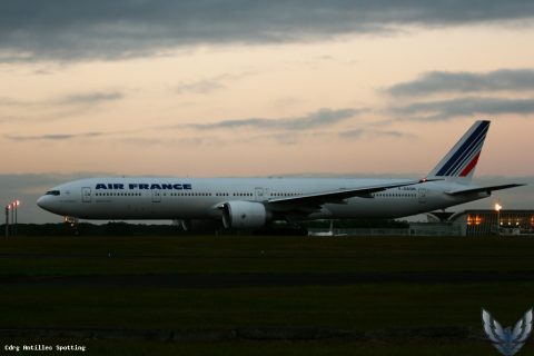 F-GSQN · Boeing 777-300ER, Pointe-à-Pitre – Maryse Condé