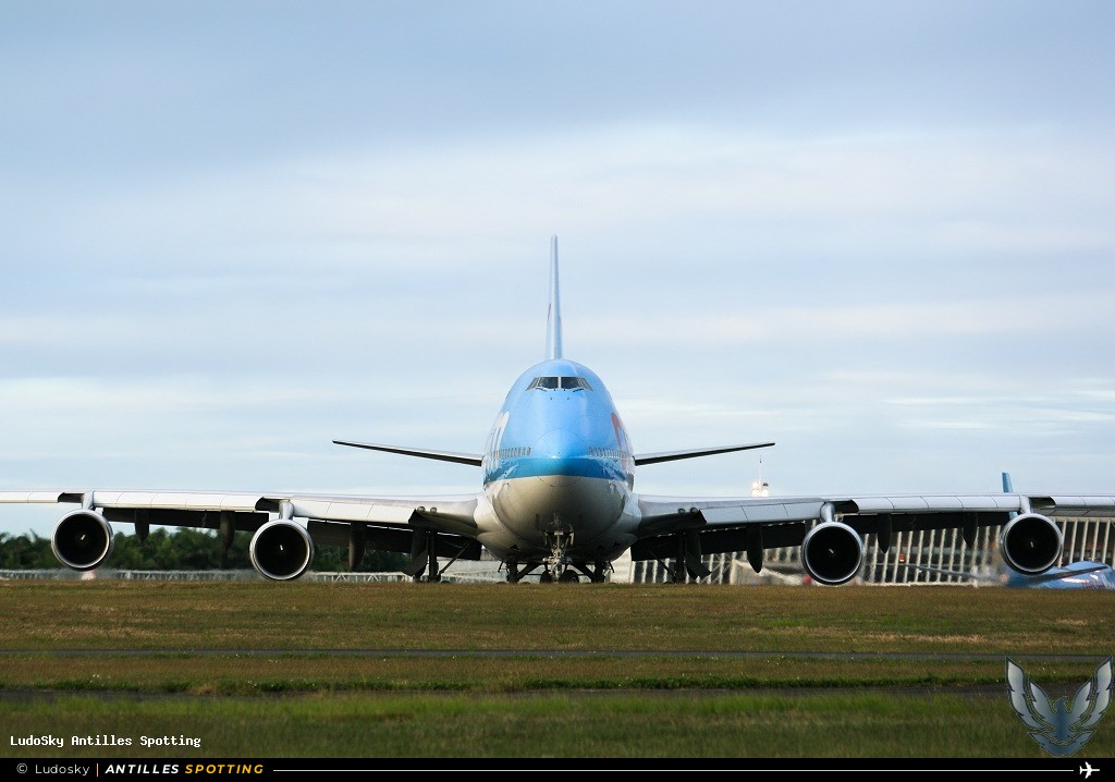 F-HKIS · Boeing 747-400, Corsair, Pointe-à-Pitre – Maryse Condé