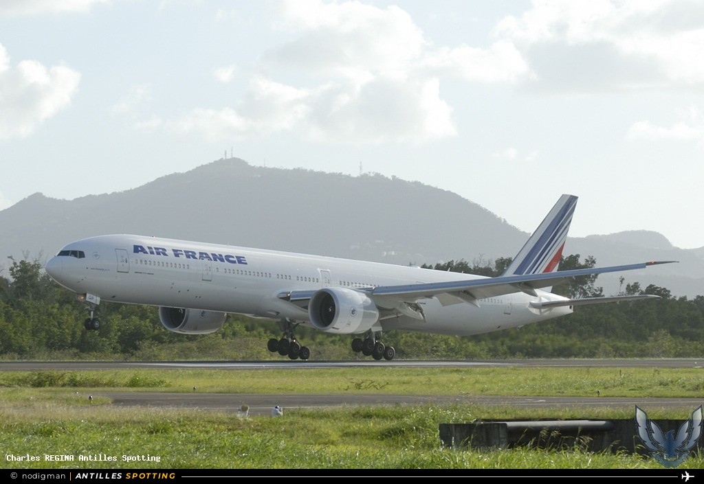 F-GSQP · Boeing 777-300ER, Air France, Martinique – Aimé Césaire