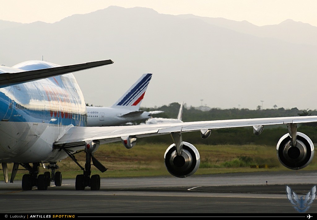 F-HSEA · Boeing 747-400, Corsair, Pointe-à-Pitre – Maryse Condé