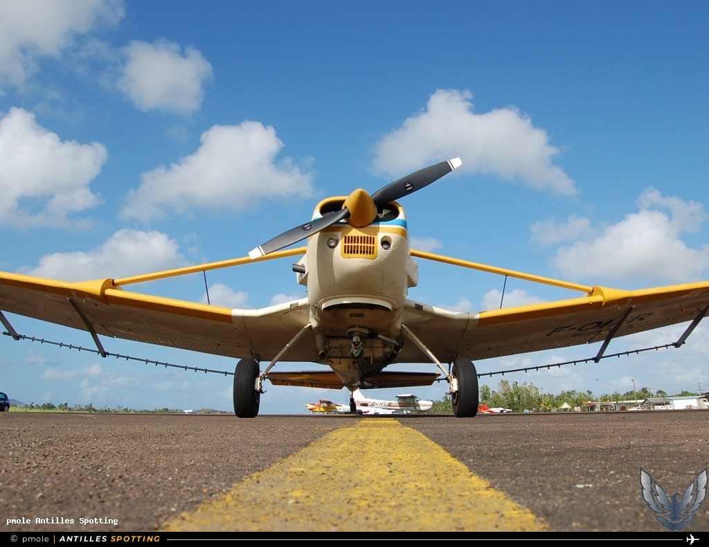 F-OIFR · Cessna 188 Agwagon, SARL BANAIR -AERODROME DE CHALVET- 97218 BASSE POINTE, Martinique – Aimé Césaire