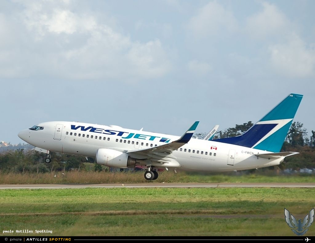 C-FWCN · Boeing 737-700, WestJet, Martinique – Aimé Césaire