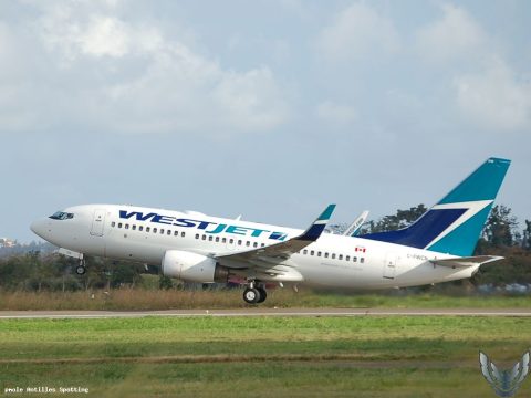 C-FWCN · Boeing 737-700 (2008)