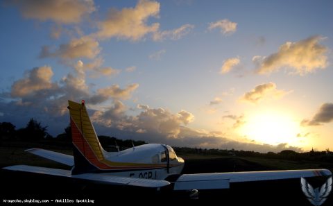 F-OGPJ · Piper PA-28 Cherokee / Warrior / Archer, Saint-François