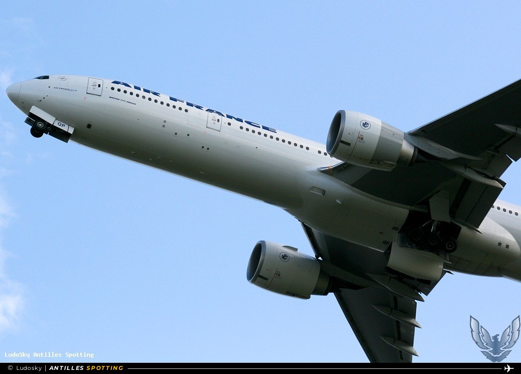 F-GSQP · Boeing 777-300ER, Air France, Pointe-à-Pitre – Maryse Condé