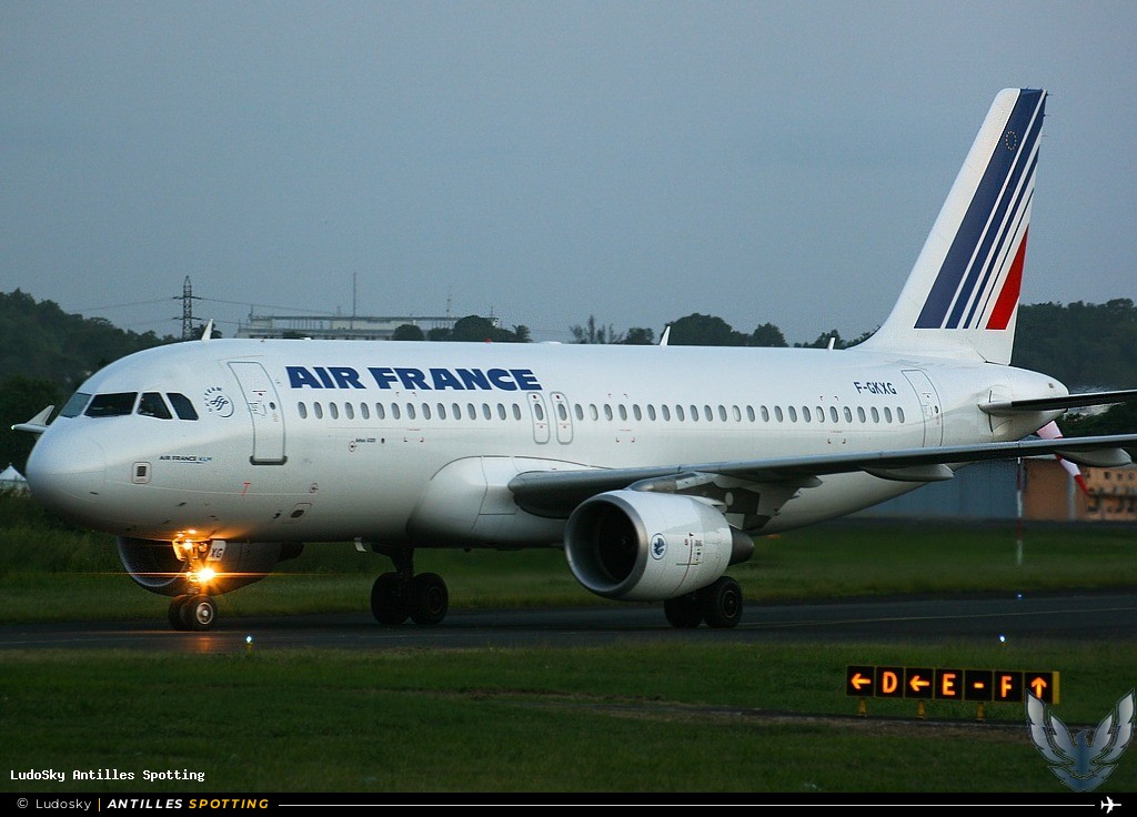 F-GKXG · Airbus A320, Air France, Pointe-à-Pitre – Maryse Condé