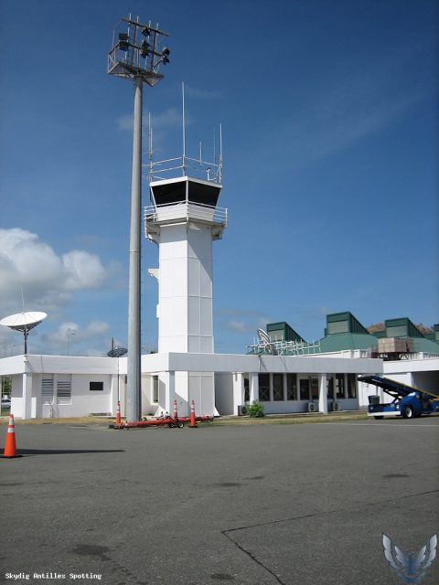 Aéroport · Tour de contrôle, Vieux Fort – Hewanorra