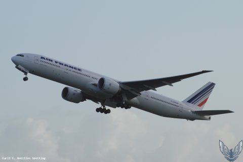 F-GSQN · Boeing 777-300ER, Pointe-à-Pitre – Maryse Condé