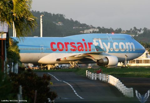 F-HSUN · Boeing 747-400, Martinique – Aimé Césaire