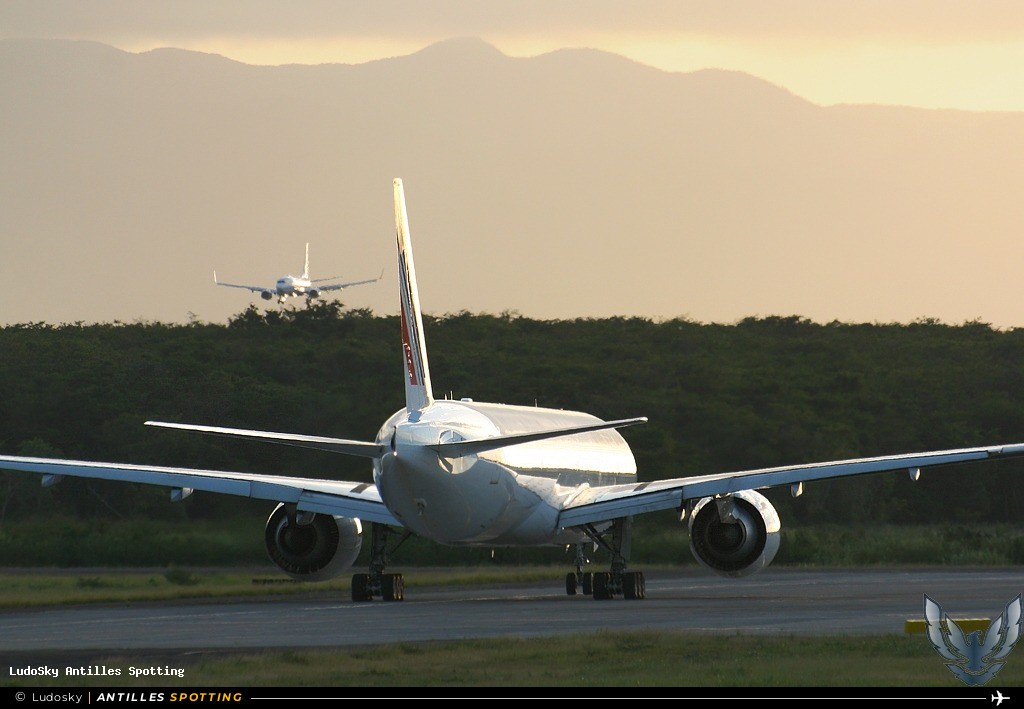 F-GSQN · Boeing 777-300ER, Air France, Pointe-à-Pitre – Maryse Condé