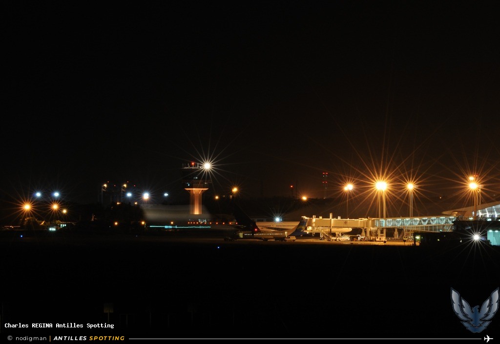 Aéroport · Terminal, TFFF - Martinique – Aimé Césaire, Martinique – Aimé Césaire