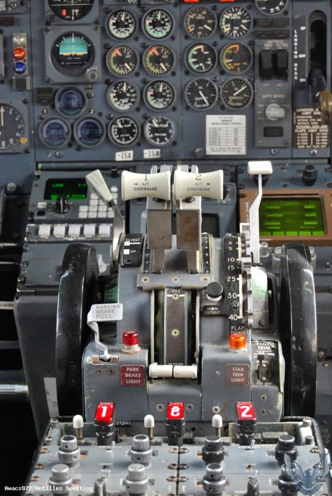 YV1360 · Boeing 737-200 (2008)