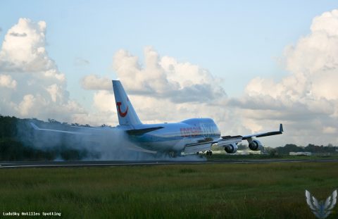 F-HSEX · Boeing 747-400, Pointe-à-Pitre – Maryse Condé