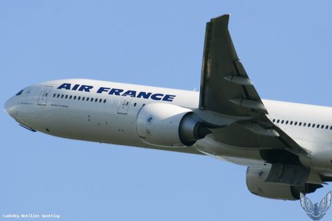 F-GSQS · Boeing 777-300ER, Pointe-à-Pitre – Maryse Condé