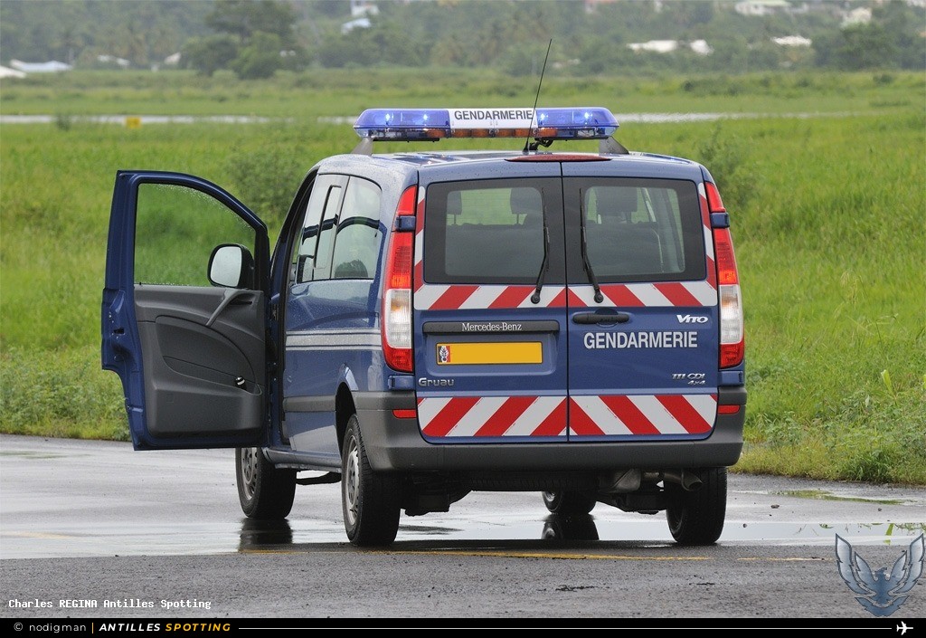 Aéroport · Véhicules, TFFF - Martinique – Aimé Césaire, Martinique – Aimé Césaire