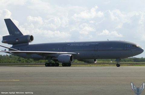 T-235 · McDonnell Douglas DC-10, Cayenne – Félix Éboué