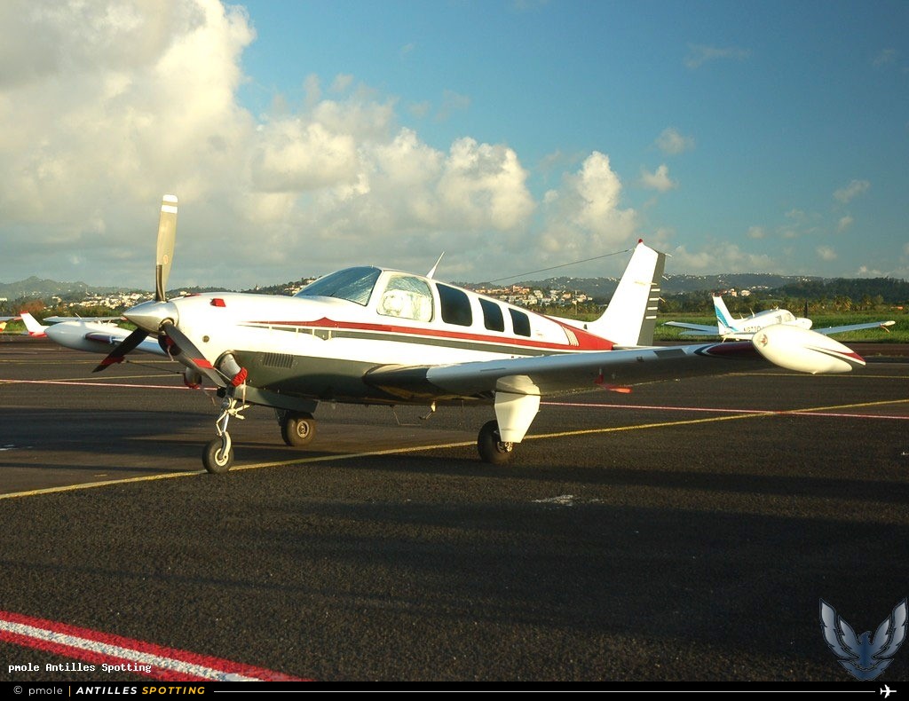 N1136Y · RAYTHEON AIRCRAFT COMPANY A36, HARRY S MCCARTHY JR LLC, Martinique – Aimé Césaire
