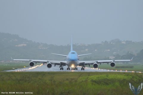 F-HSUN · Boeing 747-400, Martinique – Aimé Césaire