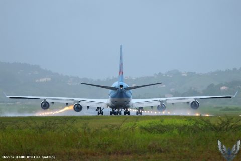 F-HSUN · Boeing 747-400, Martinique – Aimé Césaire